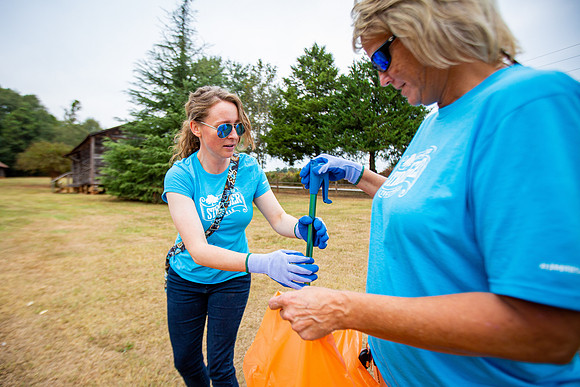 JMFAMILY_20190928_HurricaneShoalsParkCleanUp_SB1_2777