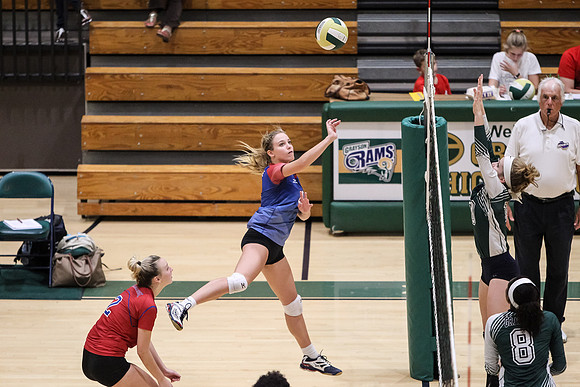 PRVolleyball_10112017_KarlLMoore-95