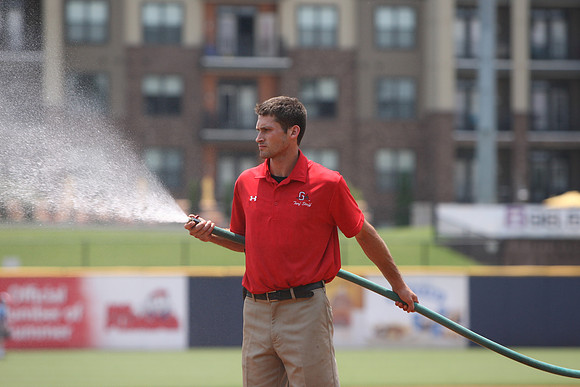 Groundscrew_06122016_KarlLMoore-2