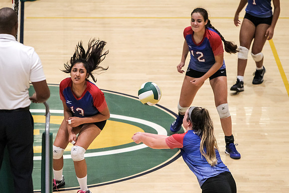 PRVolleyball_10112017_KarlLMoore-61