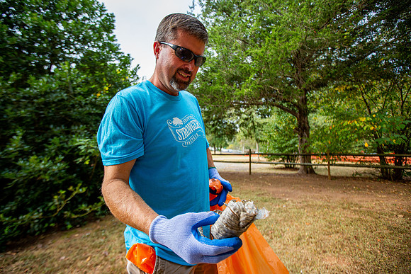 JMFAMILY_20190928_HurricaneShoalsParkCleanUp_SB1_2820