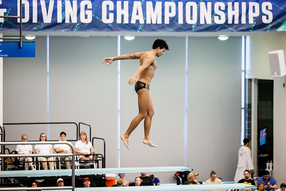ThursdayDiving_02162023_MooreshotsLLC-8