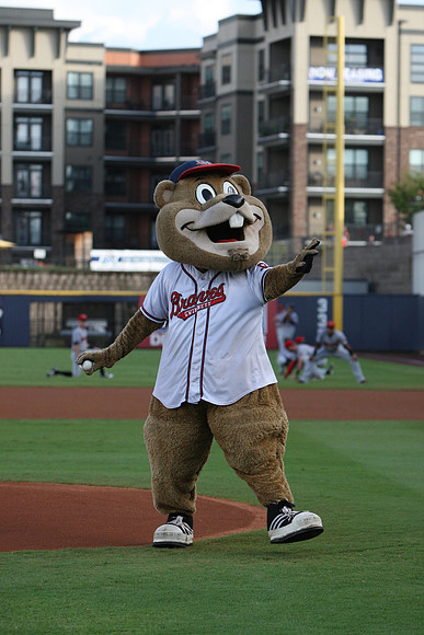 1stPitch_08202016_KarlLMoore-5