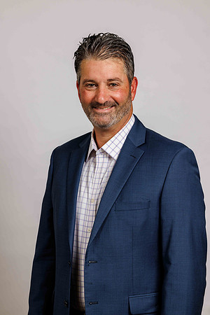 Headshots_05152024_MooreshotsLLC-52