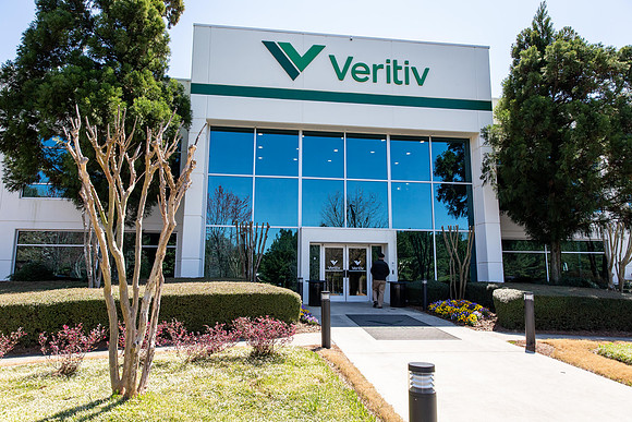 Veritiv_03282019_KarlLMoore-1