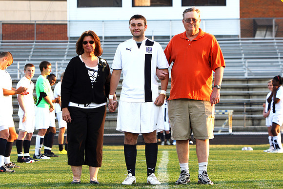 KLM_DHS Senior Night 2010_046