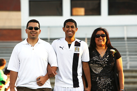 KLM_DHS Senior Night 2010_056