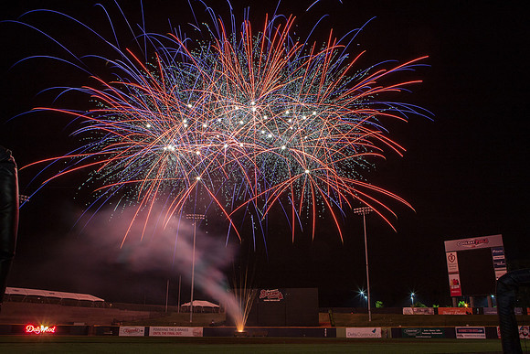 Fireworks_05232014_KarlLMoore-8