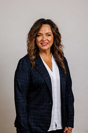 Headshots_05152024_MooreshotsLLC-98