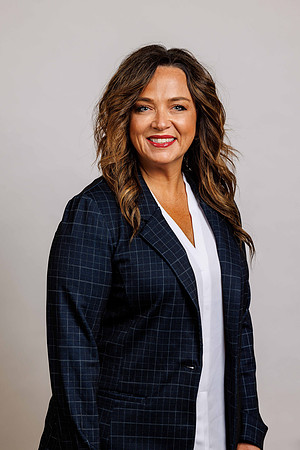 Headshots_05152024_MooreshotsLLC-104