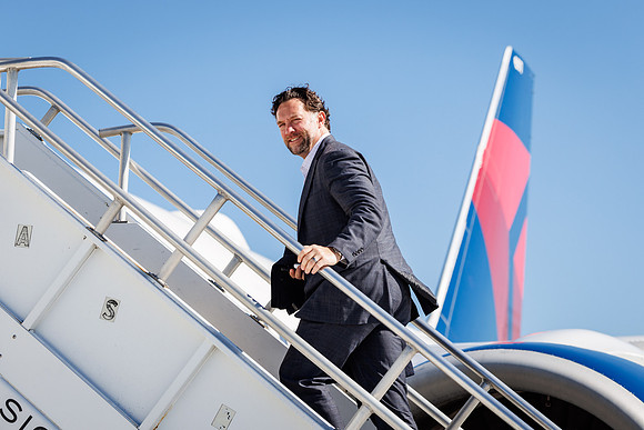 AF_20241116_PartnerFlyaway_KM-147