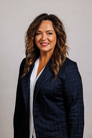 Headshots_05152024_MooreshotsLLC-100
