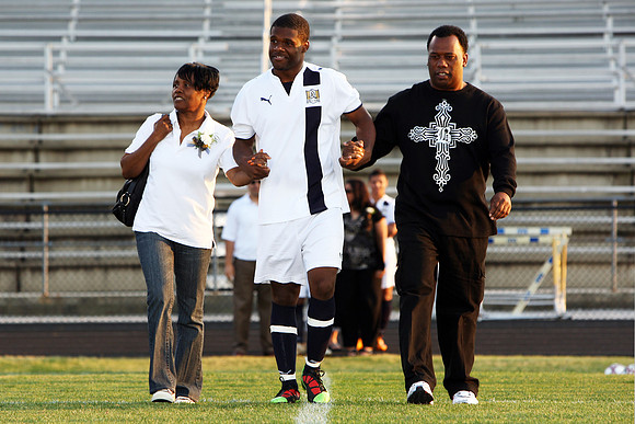 KLM_DHS Senior Night 2010_051