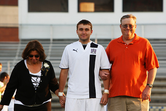 KLM_DHS Senior Night 2010_047