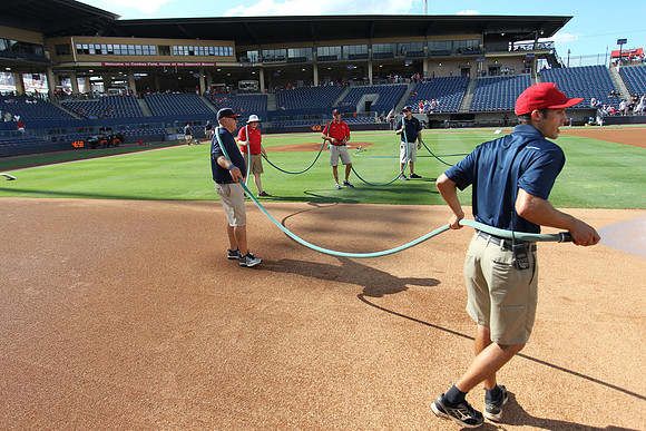 Groundscrew_08132016_KarlLMoore-4