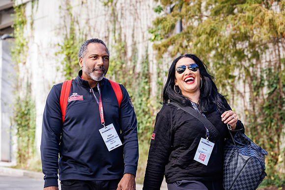 AF_20241116_PartnerFlyaway_KM-143