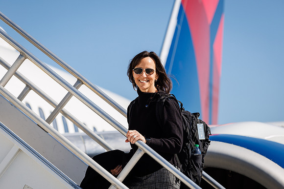 AF_20241116_PartnerFlyaway_KM-245