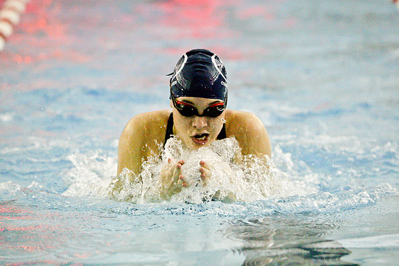 KLM_DHS Swim_01202011-018