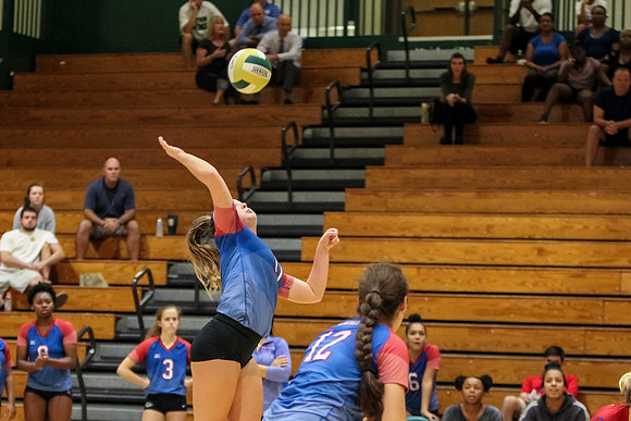 PRVolleyball_10112017_KarlLMoore-24