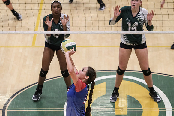PRVolleyball_10112017_KarlLMoore-67