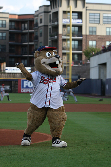 1stPitch_08202016_KarlLMoore-7