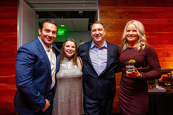 PHGHoliday_12052019_KarlLMoore-54