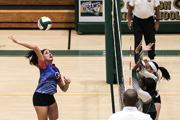 PRVolleyball_10112017_KarlLMoore-101