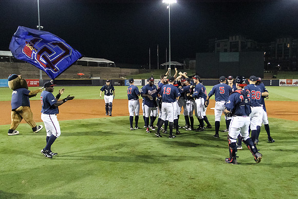 Celebration.Team_09102016_KarlLMoore-6