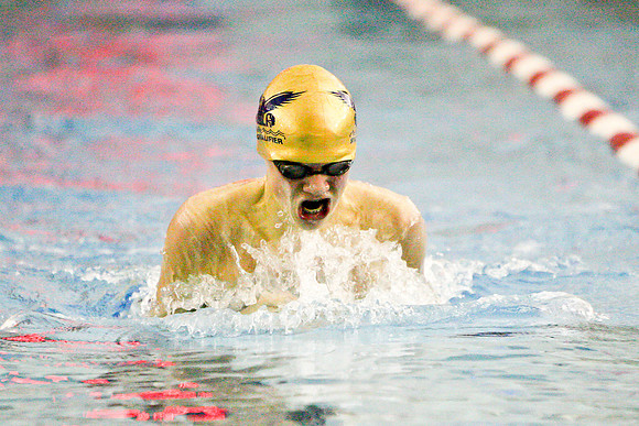 KLM_DHS Swim_01202011-042