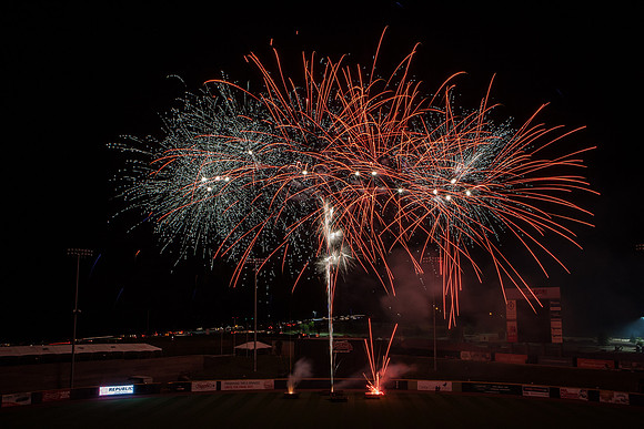 Fireworks_07042014_KarlLMoore-15