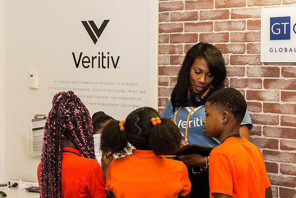 Veritiv_11132017_KarlLMoore-113