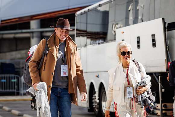 AF_20241116_PartnerFlyaway_KM-116
