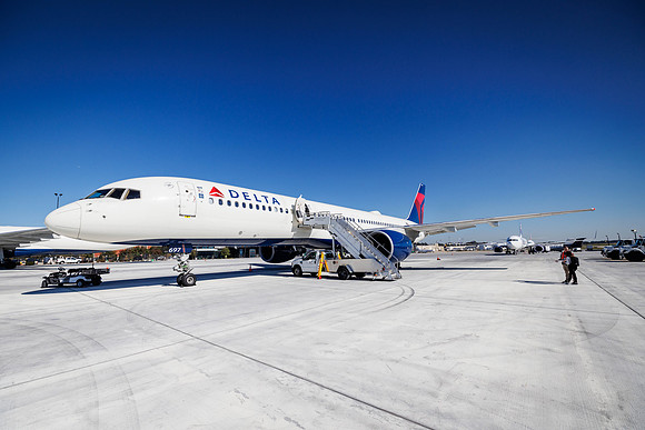 AF_20241116_PartnerFlyaway_KM-260