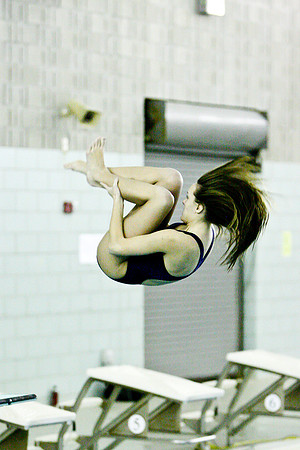 KLM_DHS Swim_01202011-049