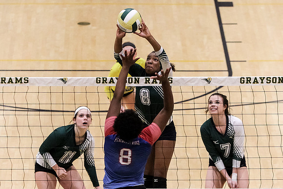 PRVolleyball_10112017_KarlLMoore-69