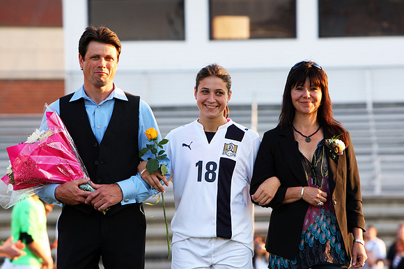 KLM_DHS Senior Night 2010_024