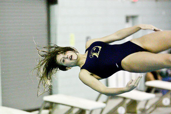 KLM_DHS Swim_01202011-055