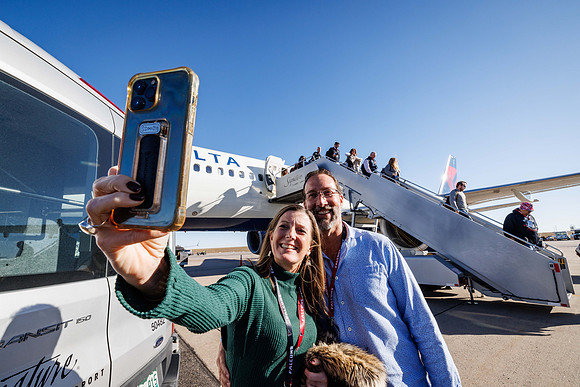 AF_20241116_PartnerFlyaway_KM-267