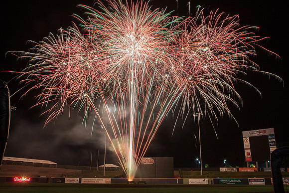 Fireworks_05232014_KarlLMoore-11