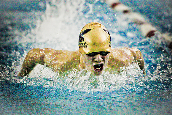 KLM_DHS Swim_01202011-036