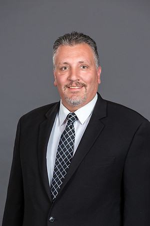 Headshots_06202019_KarlLMoore-12