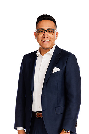 Headshot_Edwin Mendez_05082023_MooreshotsLLC-1