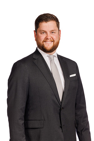Headshot_Kyle Allyn_05082023_MooreshotsLLC-1