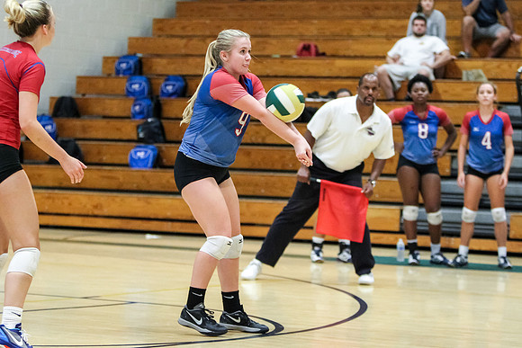 PRVolleyball_10112017_KarlLMoore-6