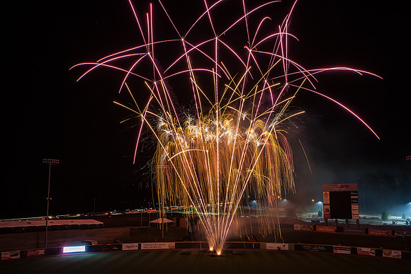 Fireworks_07042014_KarlLMoore-8