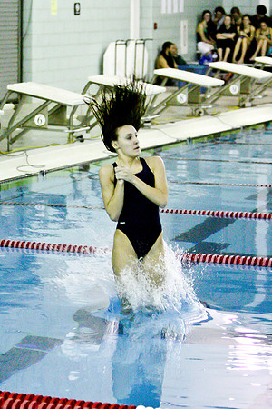 KLM_DHS Swim_01202011-059