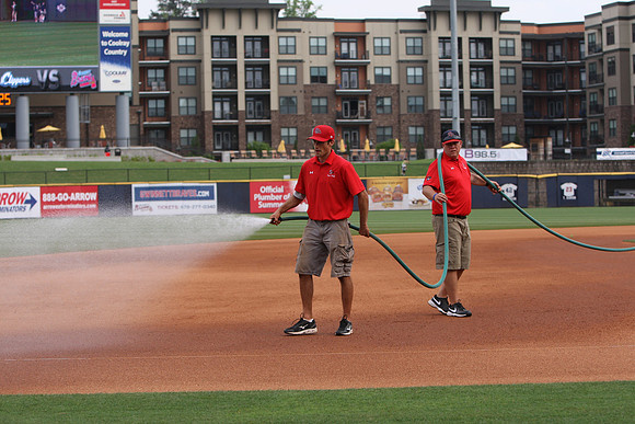 Groundscrew_04302016_KarlLMoore-8