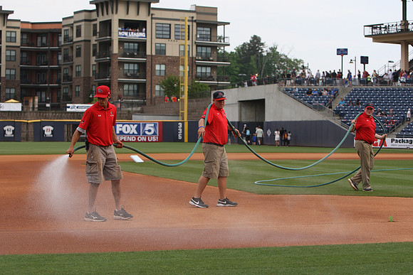 Groundscrew_04302016_KarlLMoore-9
