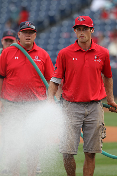 Groundscrew_04302016_KarlLMoore-10