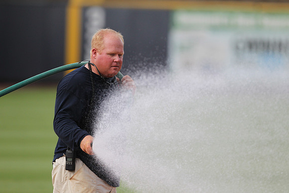 Groundscrew_08202016_KarlLMoore-2